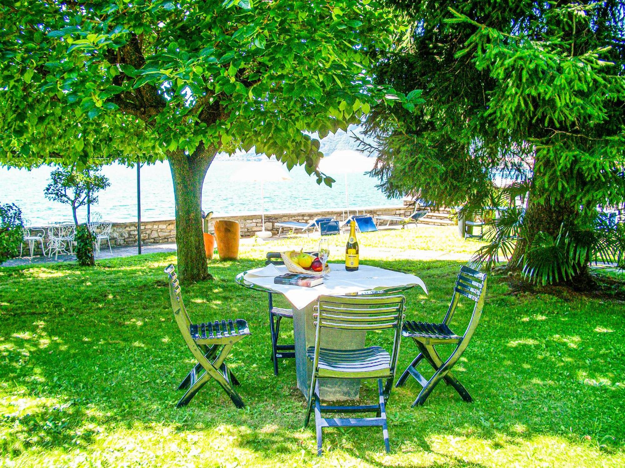 Palazzina Giardinolago Gravedona Zimmer foto